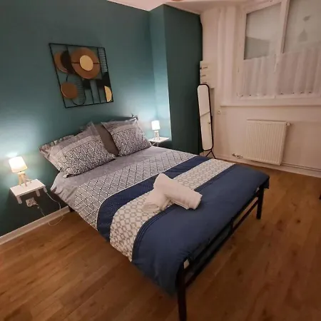 Sweet Apartment *