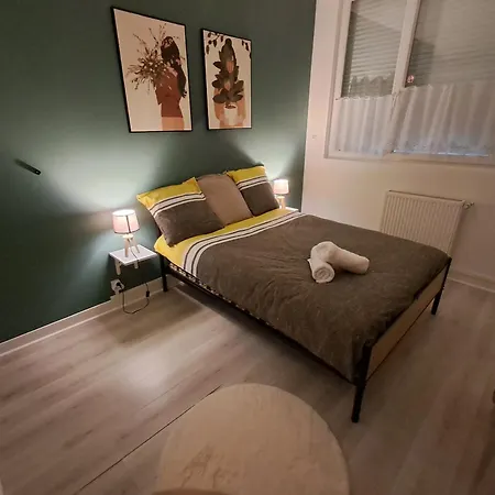 Apartment Sweet *
